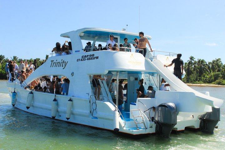 Punta Cana Hip Hop Dancehall Party Boat Open Bar