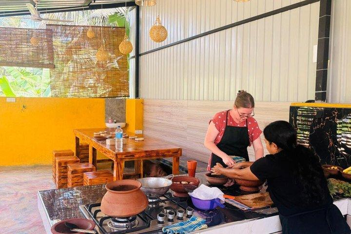 Market Tour and Cooking Class from Colombo
