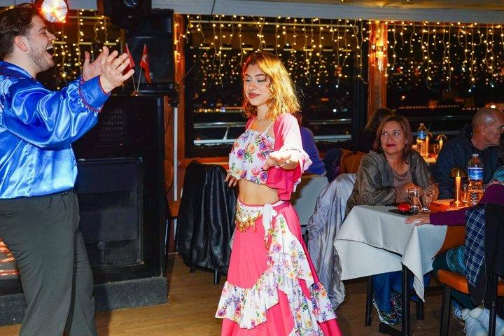 Istanbul Bosphorus Dinner Cruise & Turkish Night Show