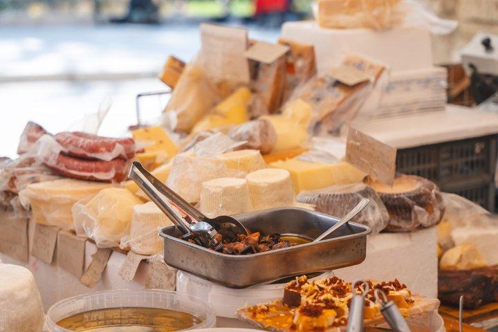 Sicilian Food tour and wine tasting in Ortigia in Syracuse