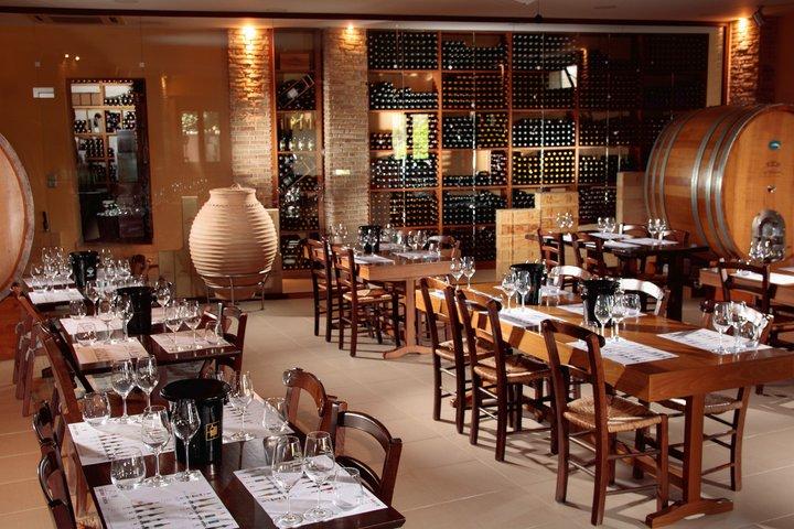 Winery tour & wine tasting at Douloufakis winery