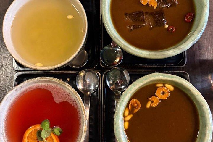Hanbok in Palace and Traditional Dessert