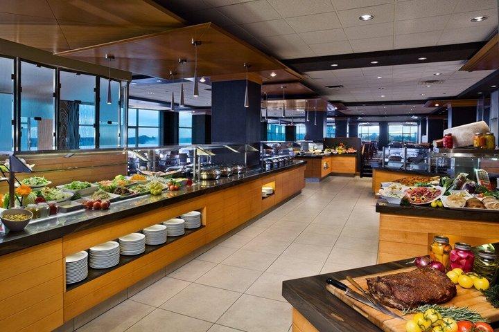 Toronto: Niagara Falls Sightseeing Tour + Boat, Journey & Lunch