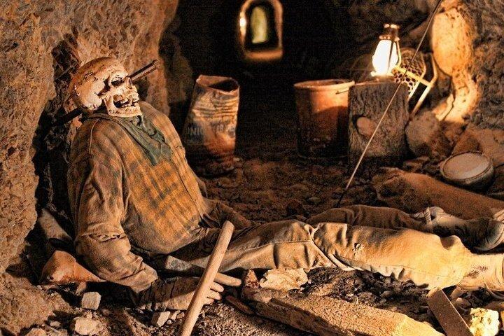 Eldorado Gold Mine, Ghost Town and Colorado River with Snack Box