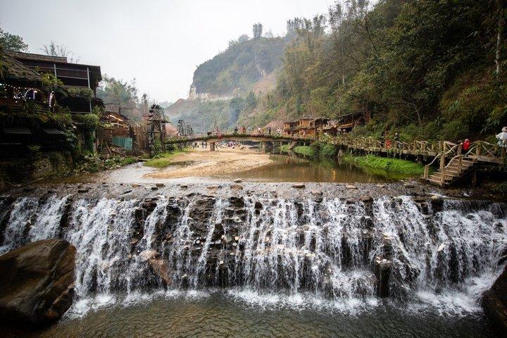 Northern Vietnam in 6 Days: Trekking, Food Tour & Cooking Class