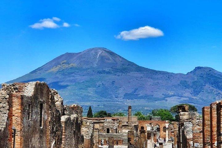 Pompeii & Mount Vesuvius Full Day Tour from Sorrento