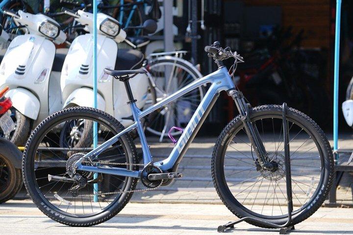 Premium Rental E-Bike in Siem Reap: E-MTB Giant