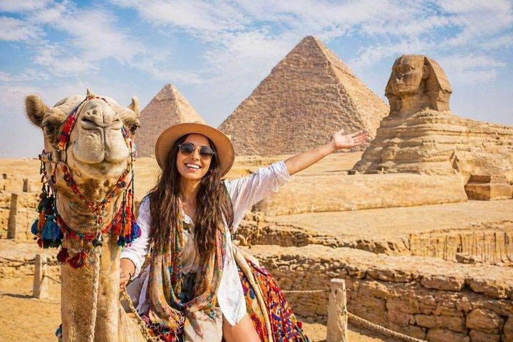 Luxury Giza Pyramids Tour with Breakfast & Camel Ride Experience