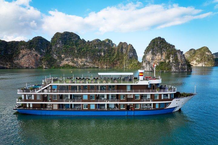 Lan Ha Bay 5 Star Cruise 2 days 1 night tour, Finish at Ninh Binh