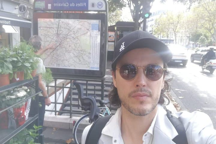 Private Tour with Tickets to the Louvre Museum & Crepes