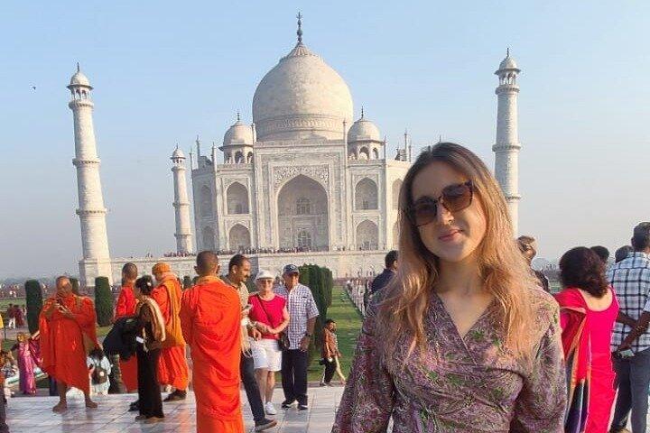 2 Days Overnight Taj Mahal & Agra Tour From Delhi