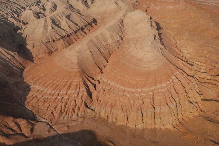 Altyn-Emel Jeep Tour: Singing Dune, Aktau & Katutau Mountains