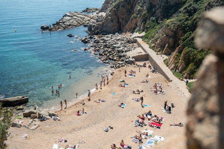 Catalonia: Girona, Costa Brava & Local Bites - Small Group Tour