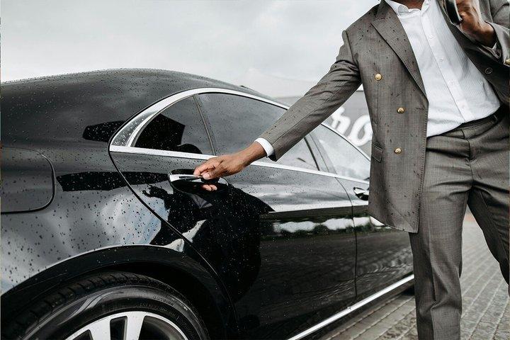Universal Studios to Anaheim Private Transfer