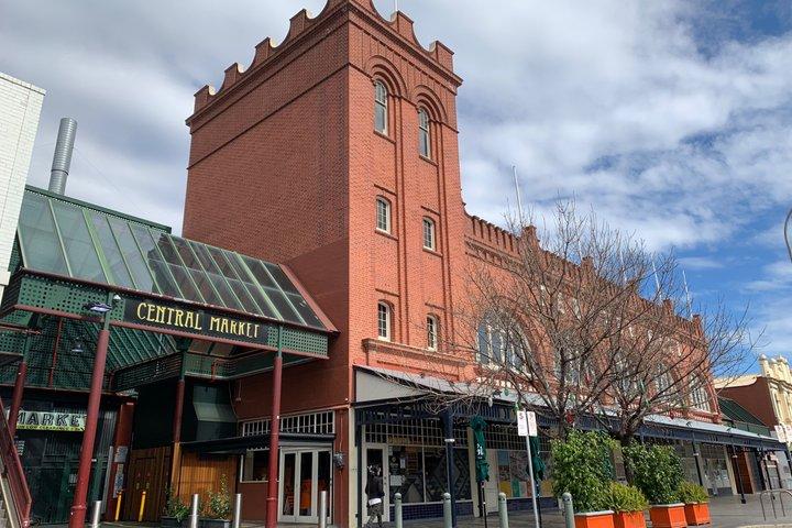 Adelaide Gems in a Day: Hahndorf, Glenelg Beach, City Tour 6.5hrs