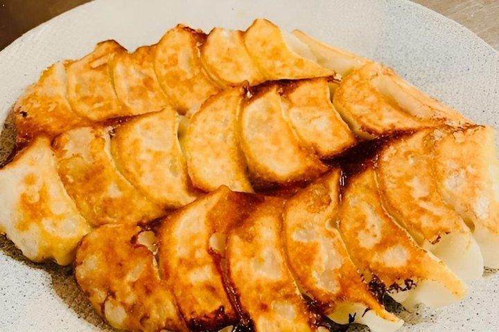 Gluten-Free Japanese Cooking Class in Tokyo: Gyoza &Karaage