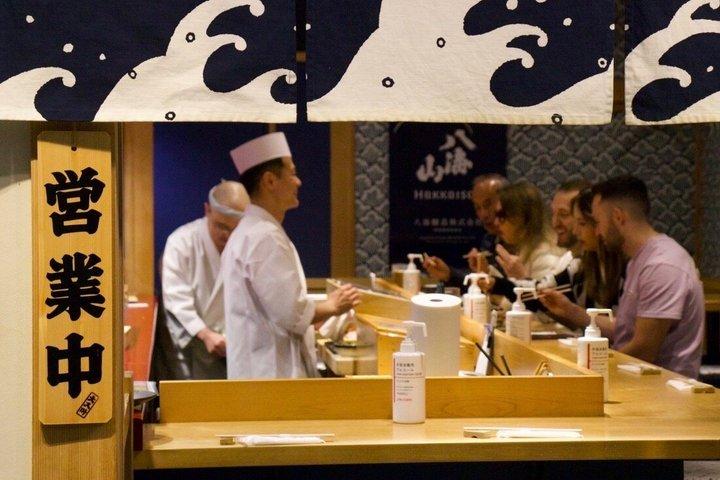 Toyosu Market Tuna Auction & Tsukiji Tour With Former Sushi Chef