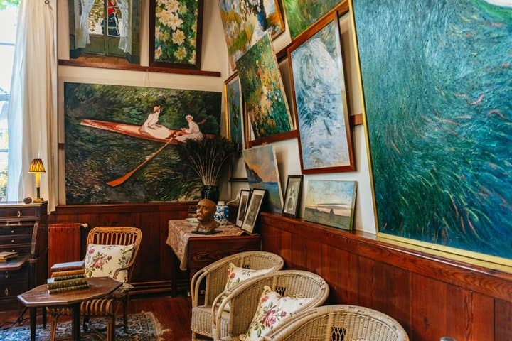 Giverny Monet’s Home and Gardens Half Day Tour from Paris