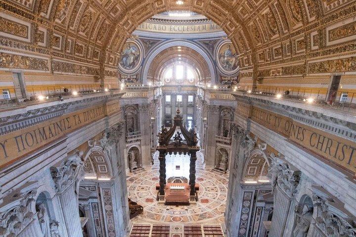 Vatican : St Peter's Basilica With Assitance-Skip the Line