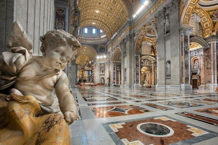 Vatican : St Peter's Basilica With Assitance-Skip the Line