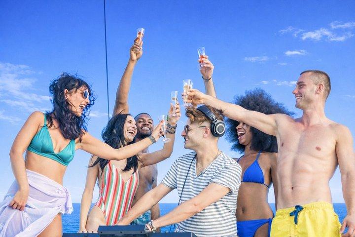 Oceanus Social Snorkel Cruise in Cabo San Lucas