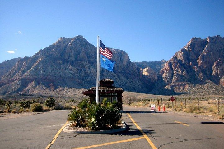 Spring Mountain Ranch Hike Private Tour from Las Vegas