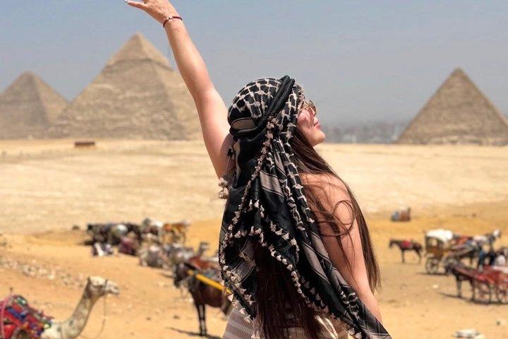 Explore Giza Pyramids sphinx and carriage ride in Cairo