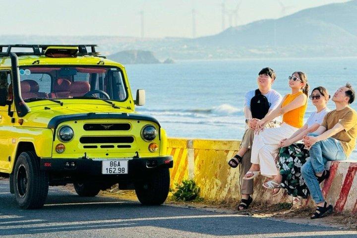 Discover the Sand Dunes with Mui Ne Jeep Tour and a Local Guide