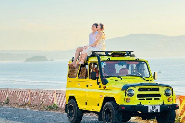 Discover the Sand Dunes with Mui Ne Jeep Tour and a Local Guide