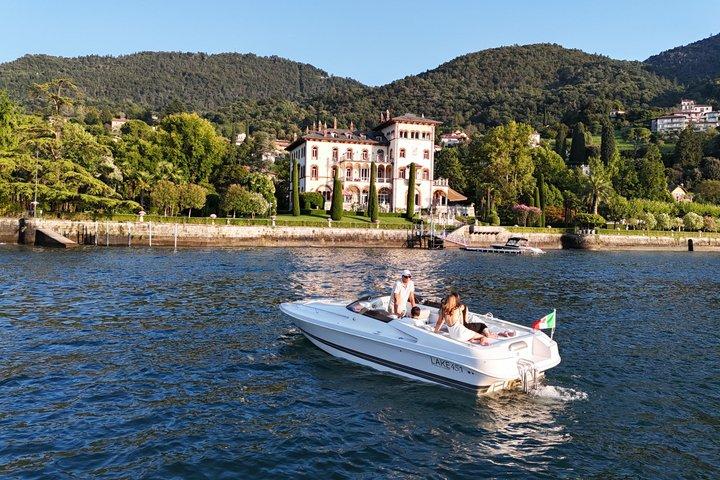 Lake Como Private Boat Tour: Villas & Scenic Highlights