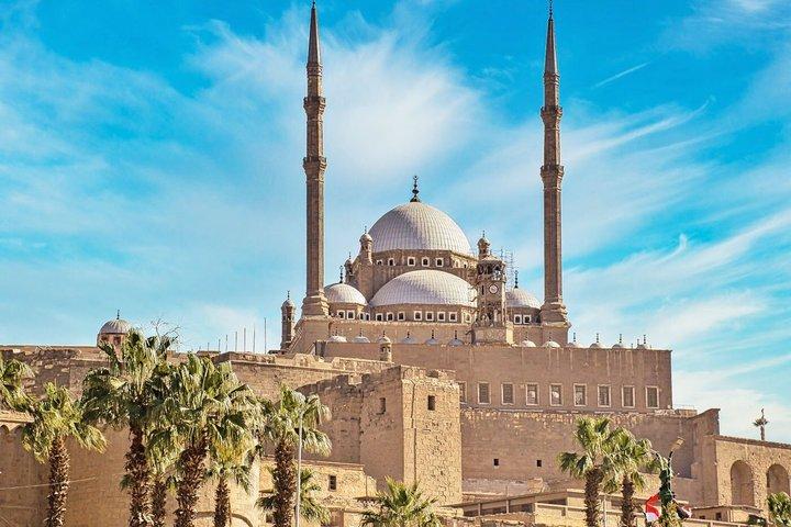 Islamic Cairo: Saladin Citadel & other Mosques Private Day Tour