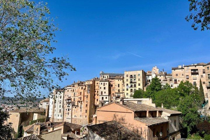 Guided tour: Cuenca + Cathedral