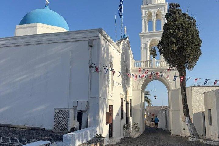 Best of Santorini Customized Private Tour
