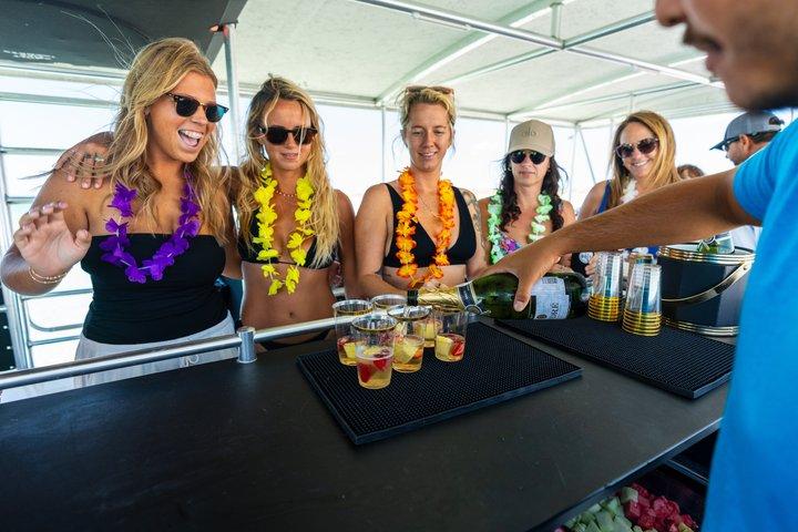 3 Hour Panama City Beach Dolphin Cruise and Shell Island Tour