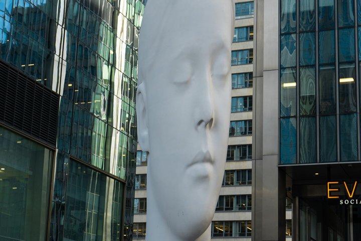 Exploring The Heart of Downtown Toronto