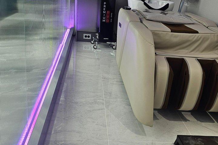 Seoul: K-Beauty Personal Color & Scalp Analysis in Hongdae Street