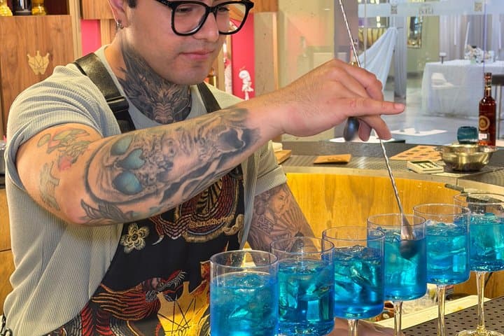 Mezcal Tasting Mexico City and Cocktail Masterclass