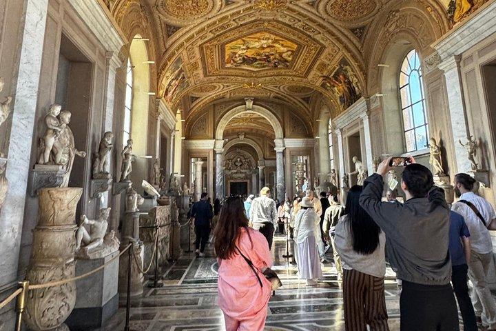 Vatican Museums, Sistine Chapel & Raphael Rooms Guided Tour