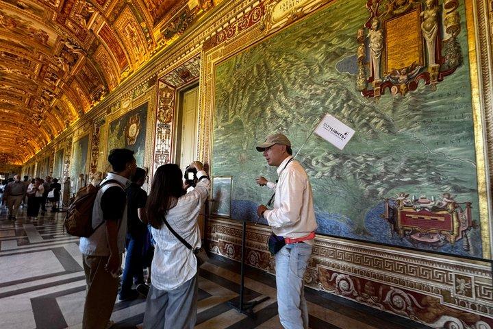 Vatican Museums, Sistine Chapel & Raphael Rooms Guided Tour