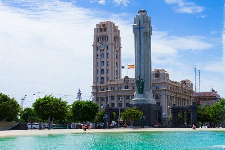 Santa Cruz, Laguna and Laurisilva Forest Tour