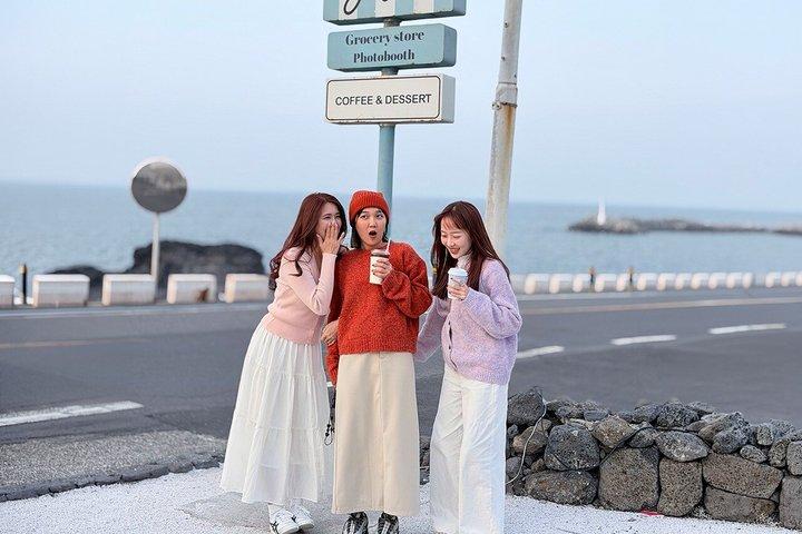 Jeju WestSouth UNESCO Highlight Tour with Mt Halla