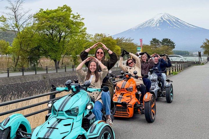 2 Hour Guided Mt Fuji Scenic Trike Tour in Lake Kawaguchiko