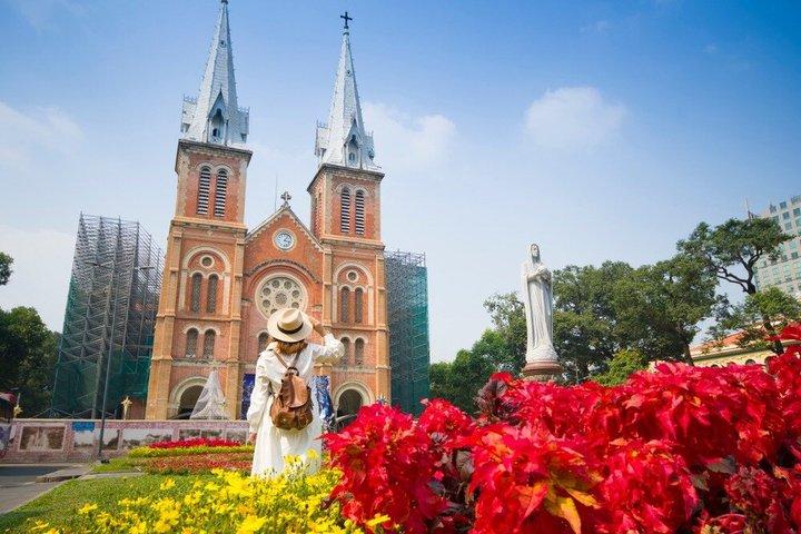 Ho Chi Minh City Private Photoshoot in District 1