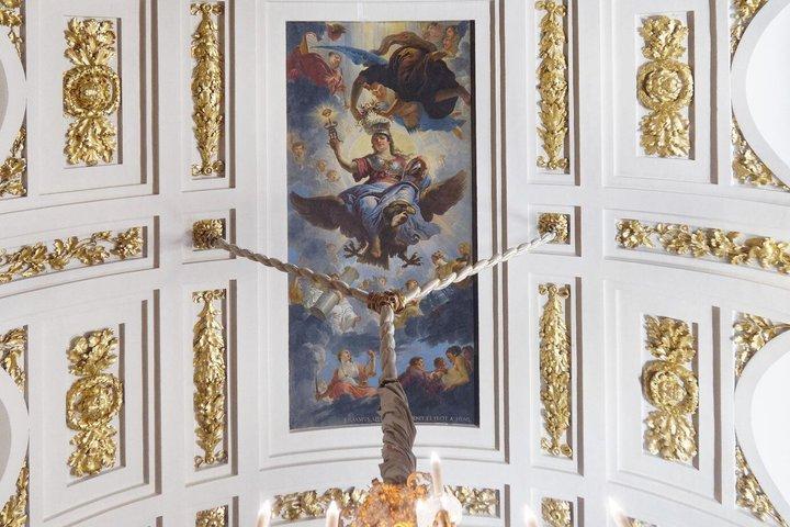 Royal Palace Ticket Audio Tour and City Walk in Amsterdam