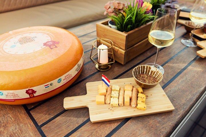 Amsterdam: Cheese Tasting Canal Cruise with All-Inc Drinks Option