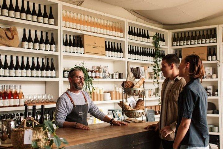 Phillip Island Small-Group Penguins & Wine Tour from Melbourne