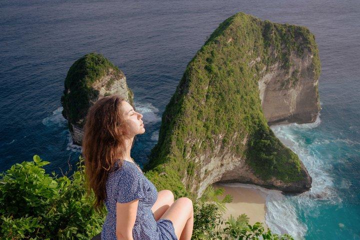Yacht Nusa Penida Manta Snorkeling and Land Tour from Bali