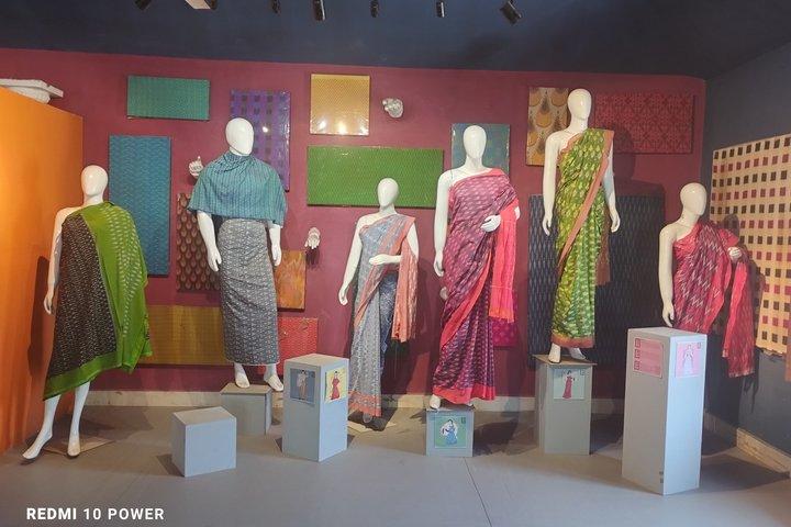 Hyderabad: Discover a Traditional Textile Village by Private Tour
