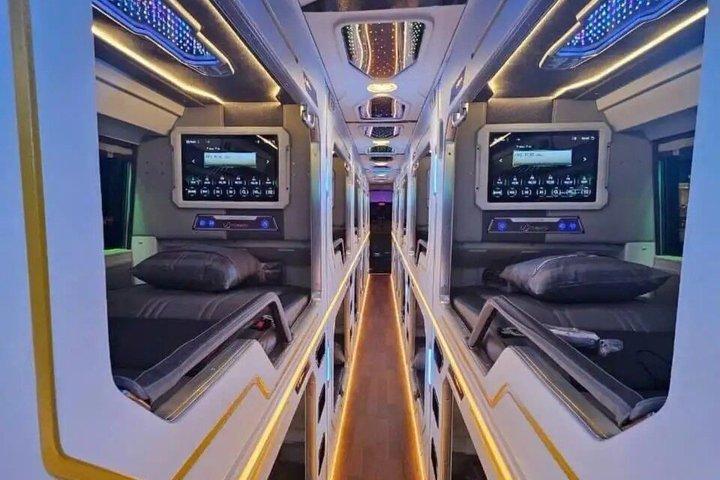 VIP Sleeper Bus Hanoi to Ha Giang Transfer
