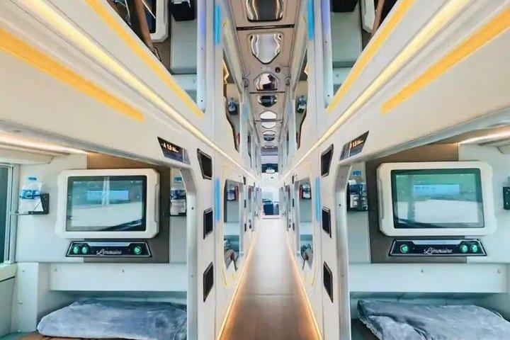 VIP Sleeper Bus Hanoi to Ha Giang Transfer
